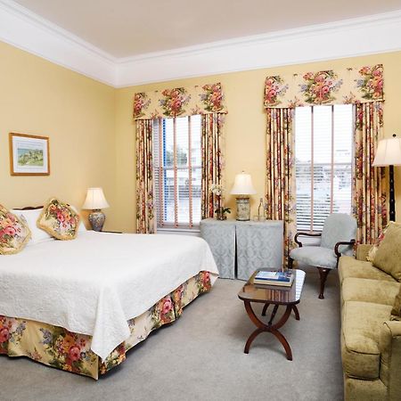 Rosedon Hotel Pembroke Luaran gambar
